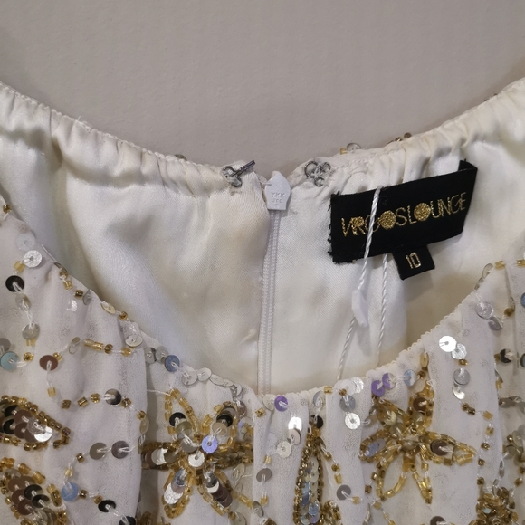 Virgos Lounge | Off-the-shoulder Gown - Picture 5 of 9